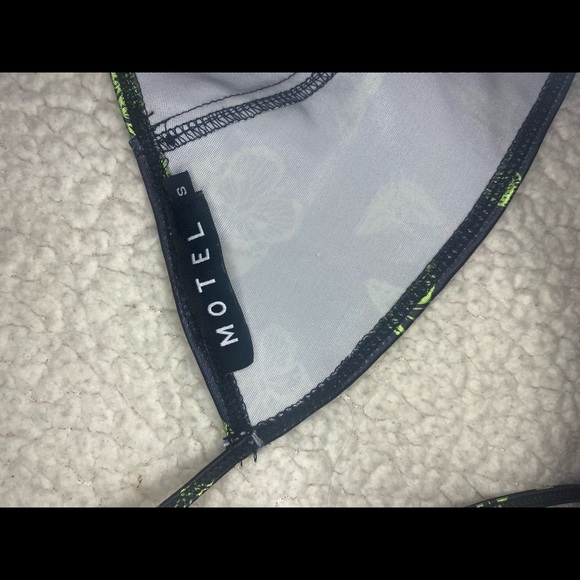 Butterfly top - Picture 3 of 4